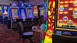 Live Dealer Baccarat ဂိမ်းကို မြန်မာနိုင်ငံ ကစားသမားများ ကစားနေသော မြင်ကွင်း